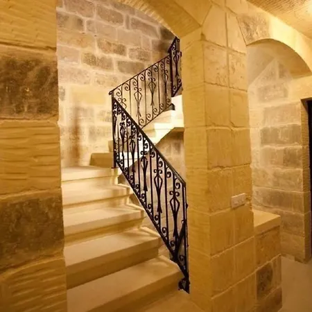 Tina Għarb
